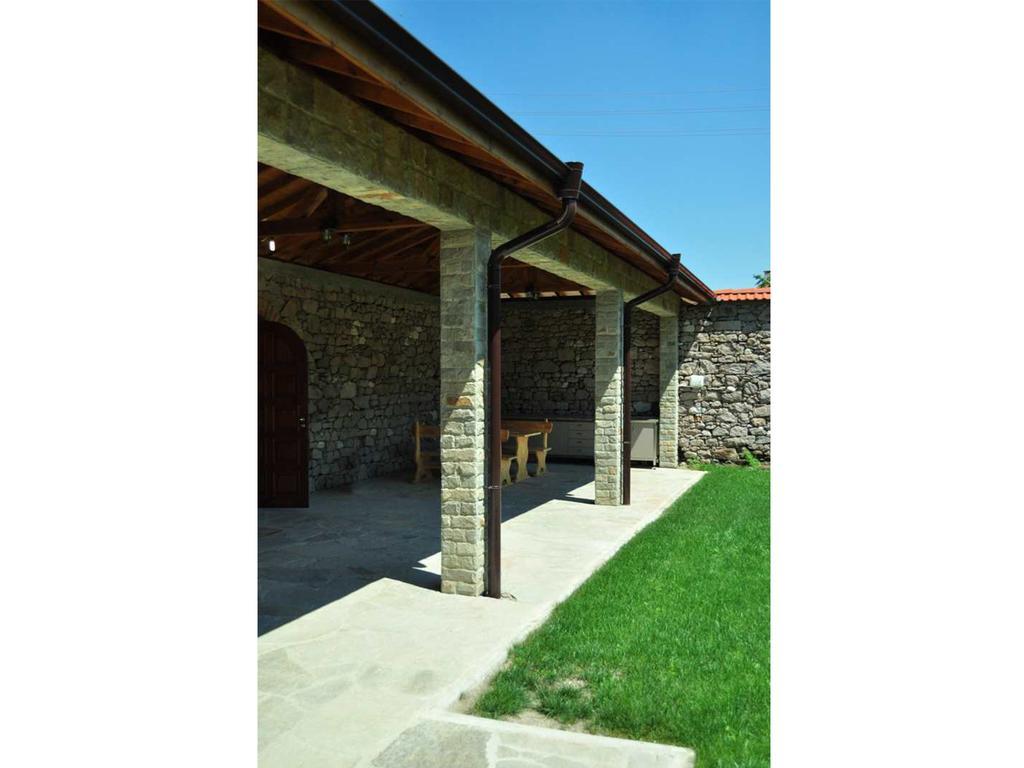 Yustina Villas Guest House Kültér fotó