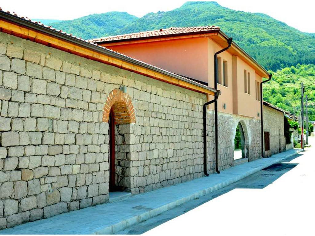 Yustina Villas Guest House Kültér fotó